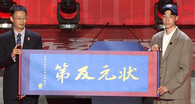 伊戈达拉谈詹姆斯引发自由市场热潮：他完全配得上这一切
